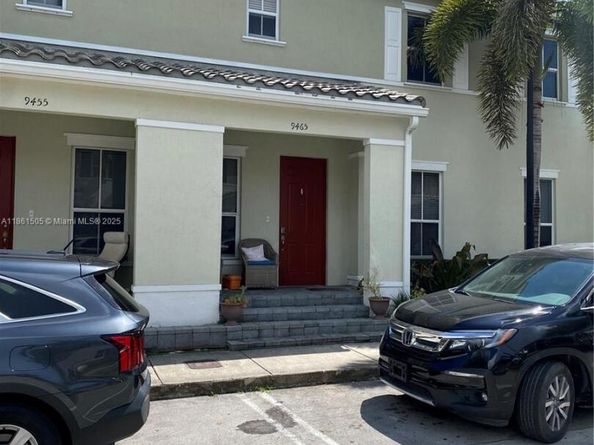 9465 SW 171st Ct, Miami FL 33196