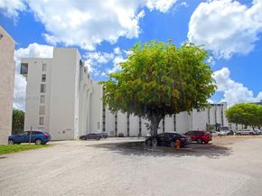 9682 Fontainebleau Blvd 503, Miami FL 33172