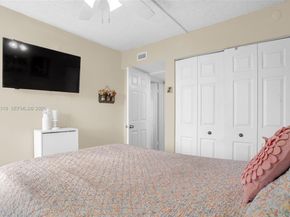 9682 Fontainebleau Blvd 503, Miami FL 33172