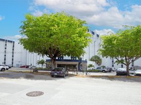 9682 Fontainebleau Blvd 503, Miami FL 33172