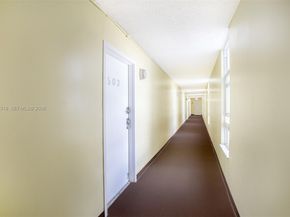 9682 Fontainebleau Blvd 503, Miami FL 33172