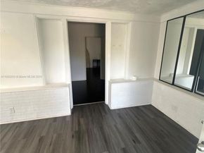 796 NE 85th St, Miami FL 33138