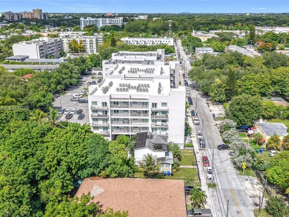 796 NE 85th St, Miami FL 33138