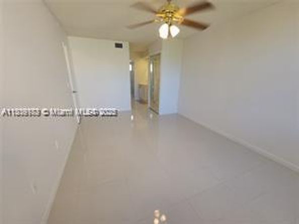 6850 R O Y A L PALM Bl 209G, Margate FL 33063