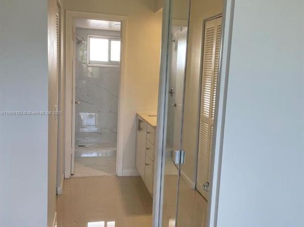 6850 R O Y A L PALM Bl 209G, Margate FL 33063