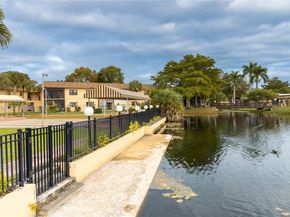 351 Cambridge Rd 107, Hollywood FL 33024