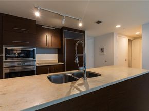 475 Brickell Ave 4511, Miami FL 33131