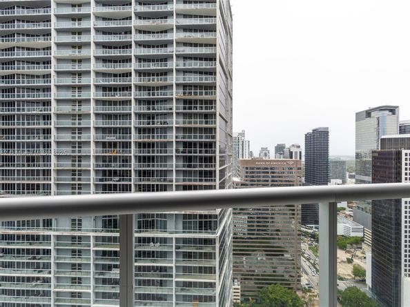 475 Brickell Ave 4511, Miami FL 33131