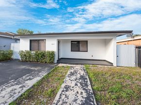 2221 Charleston St, Hollywood FL 33020