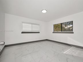 2221 Charleston St, Hollywood FL 33020