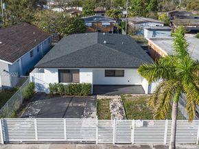 2221 Charleston St, Hollywood FL 33020