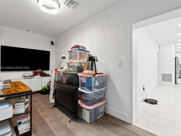 420 NW 44th Ave, Miami FL 33126