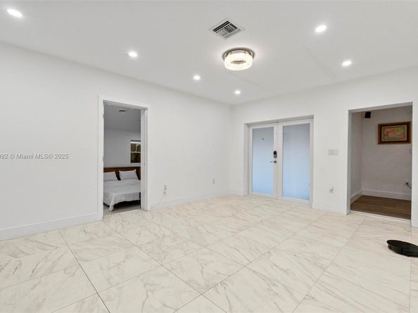 420 NW 44th Ave, Miami FL 33126