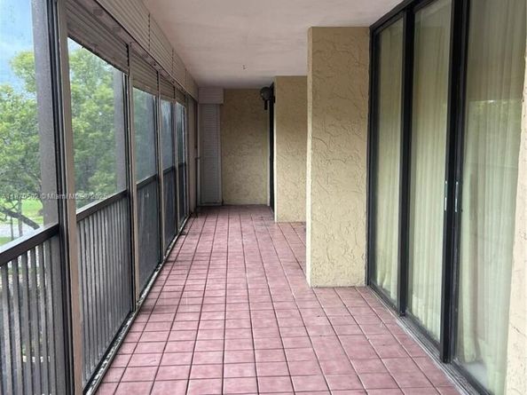 2804 N 46th Ave C430, Hollywood FL 33021