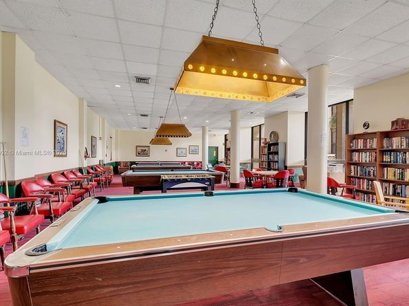 2804 N 46th Ave C430, Hollywood FL 33021