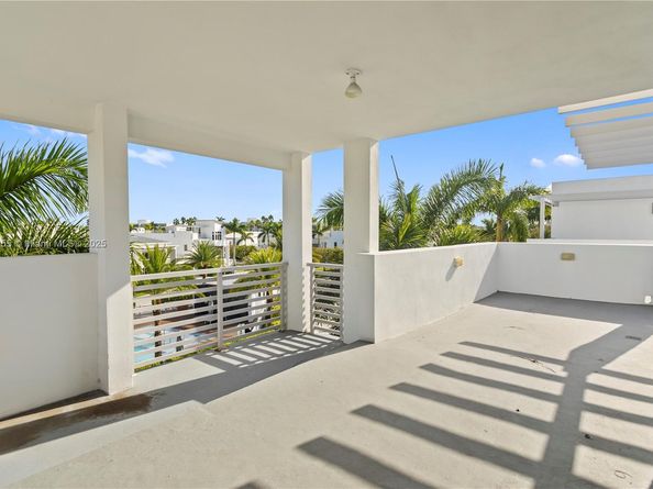 3420 NW 84th Ave, Doral FL 33122