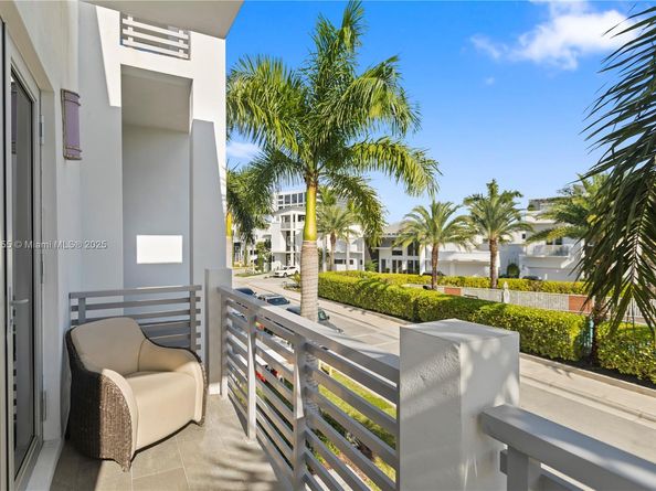 3420 NW 84th Ave, Doral FL 33122