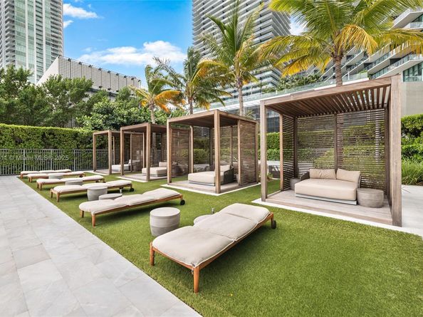 3131 NE 7th Ave 3505, Miami FL 33137