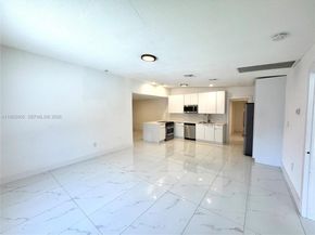 13550 NW 5th Ave, North Miami FL 33168