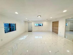 13550 NW 5th Ave, North Miami FL 33168