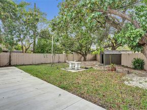 13550 NW 5th Ave, North Miami FL 33168