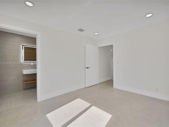 3917 Adams St, Hollywood FL 33021