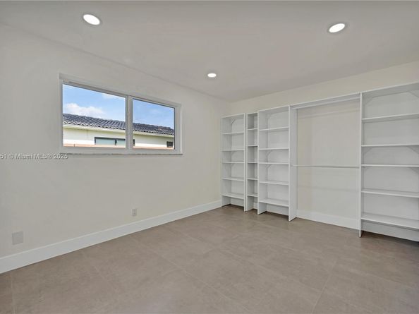 3917 Adams St, Hollywood FL 33021