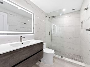 2881 NE 32nd St 115, Fort Lauderdale FL 33306