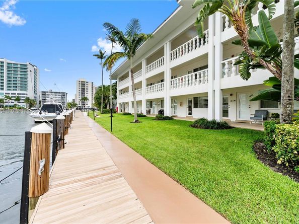 2881 NE 32nd St 115, Fort Lauderdale FL 33306