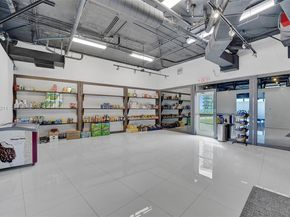 601 NE 36th St 811, Miami FL 33137