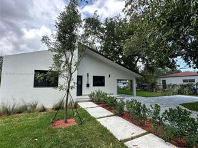 929 NW 60th St, Miami FL 33127