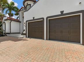 1350 Hollywood Blvd, Hollywood FL 33019