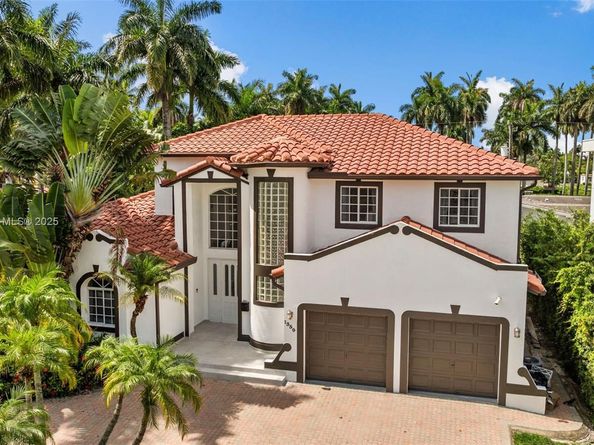 1350 Hollywood Blvd, Hollywood FL 33019