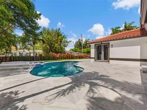 1350 Hollywood Blvd, Hollywood FL 33019