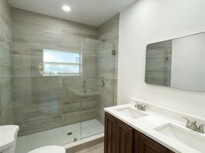 7915 NW 73rd Ave, Tamarac FL 33321