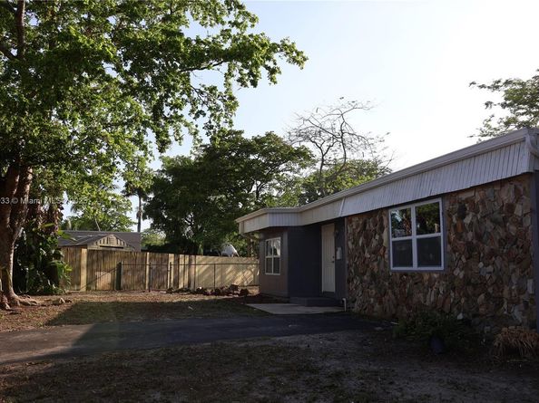7915 NW 73rd Ave, Tamarac FL 33321