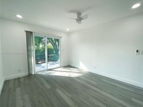 7915 NW 73rd Ave, Tamarac FL 33321