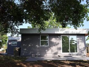 7915 NW 73rd Ave, Tamarac FL 33321