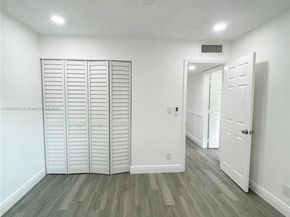 7915 NW 73rd Ave, Tamarac FL 33321