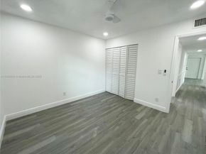 7915 NW 73rd Ave, Tamarac FL 33321