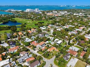 515 W 30th St, Miami Beach FL 33140