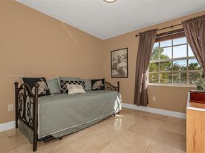 2188 NW 158th Ave, Pembroke Pines FL 33028