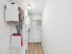 3301 Spanish Trl 207, Delray Beach FL 33483
