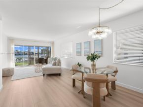 3301 Spanish Trl 207, Delray Beach FL 33483