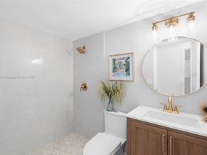 3301 Spanish Trl 207, Delray Beach FL 33483