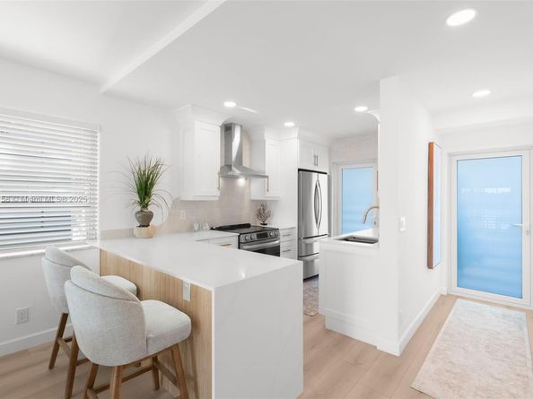 3301 Spanish Trl 207, Delray Beach FL 33483