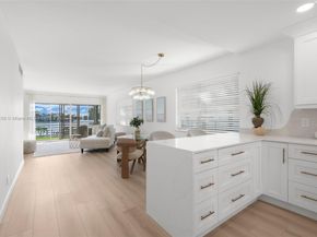 3301 Spanish Trl 207, Delray Beach FL 33483