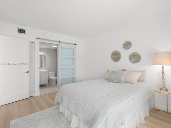 3301 Spanish Trl 207, Delray Beach FL 33483