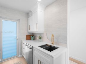 3301 Spanish Trl 207, Delray Beach FL 33483