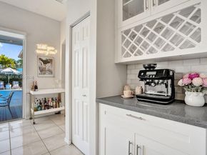 6928 NW 33rd St, Margate FL 33063